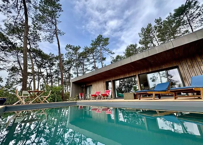 La Du Bout Du Monde, Pool & Jacuzzi Villa *