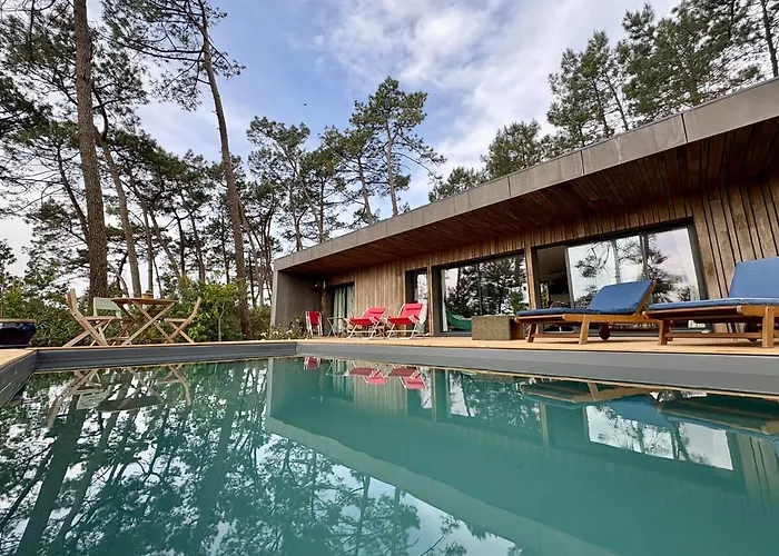 La Du Bout Du Monde, Pool & Jacuzzi